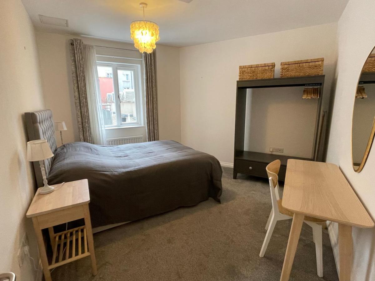 Saint Annes Square - Luxury One Bedroom Apartment, Centre Apartment *